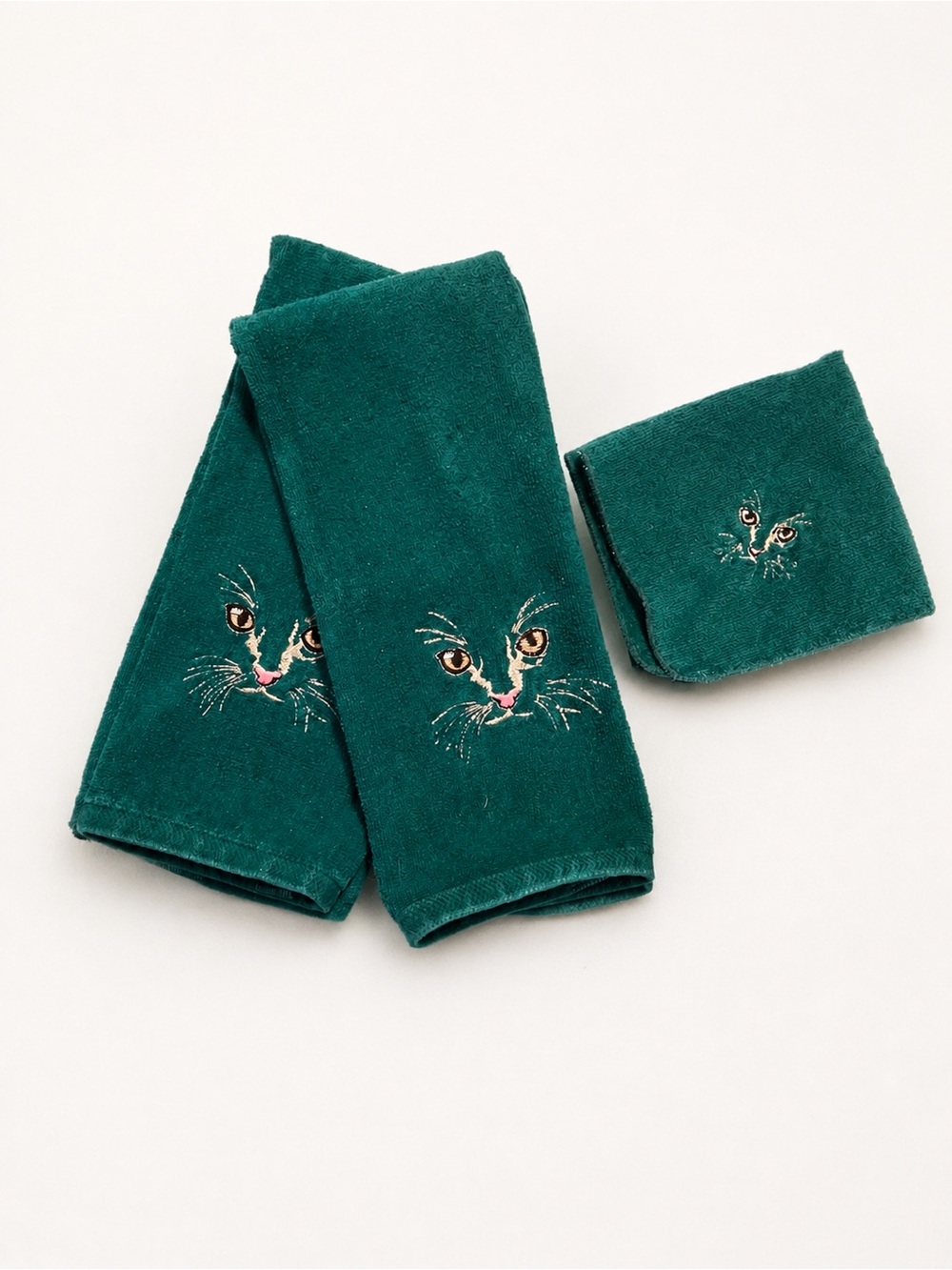Likely Vintage Made in USA Teal Embroidered Cat Towel Set 3 Piece